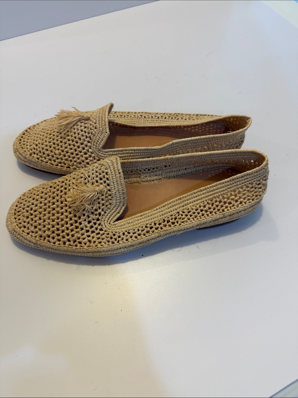 Carrie Forbes Vero Cuoio Woven Tassel Loafers - Beige Slip-Ons Sz 39(9). Tub10